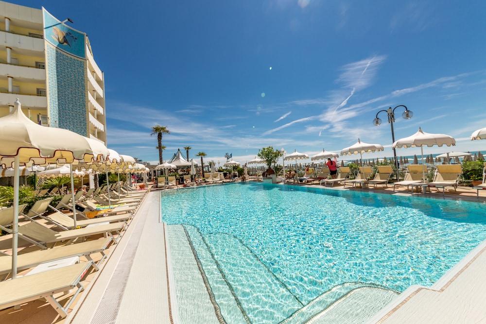 Luxor E Cairo The Beach Resort Lido di Jesolo Esterno foto