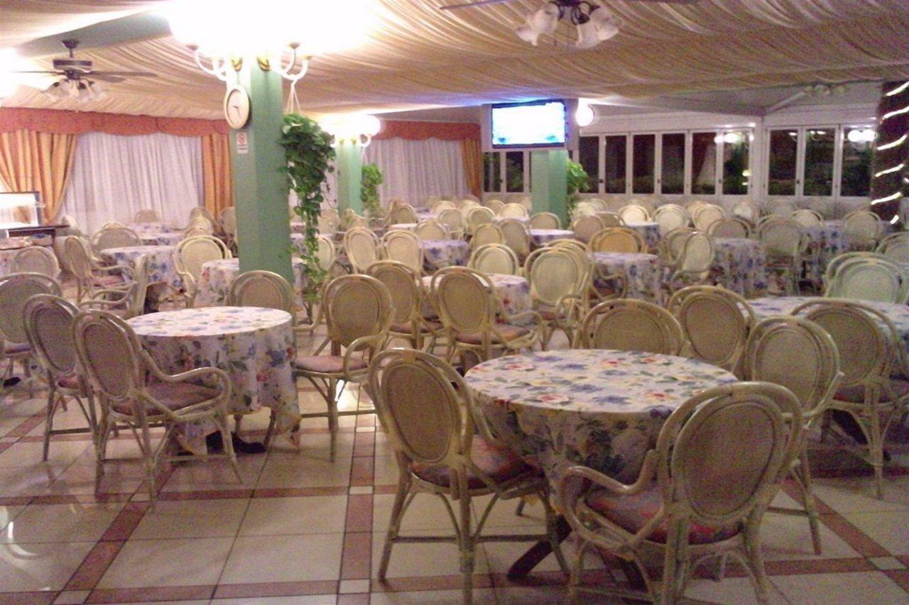 Luxor E Cairo The Beach Resort Lido di Jesolo Esterno foto