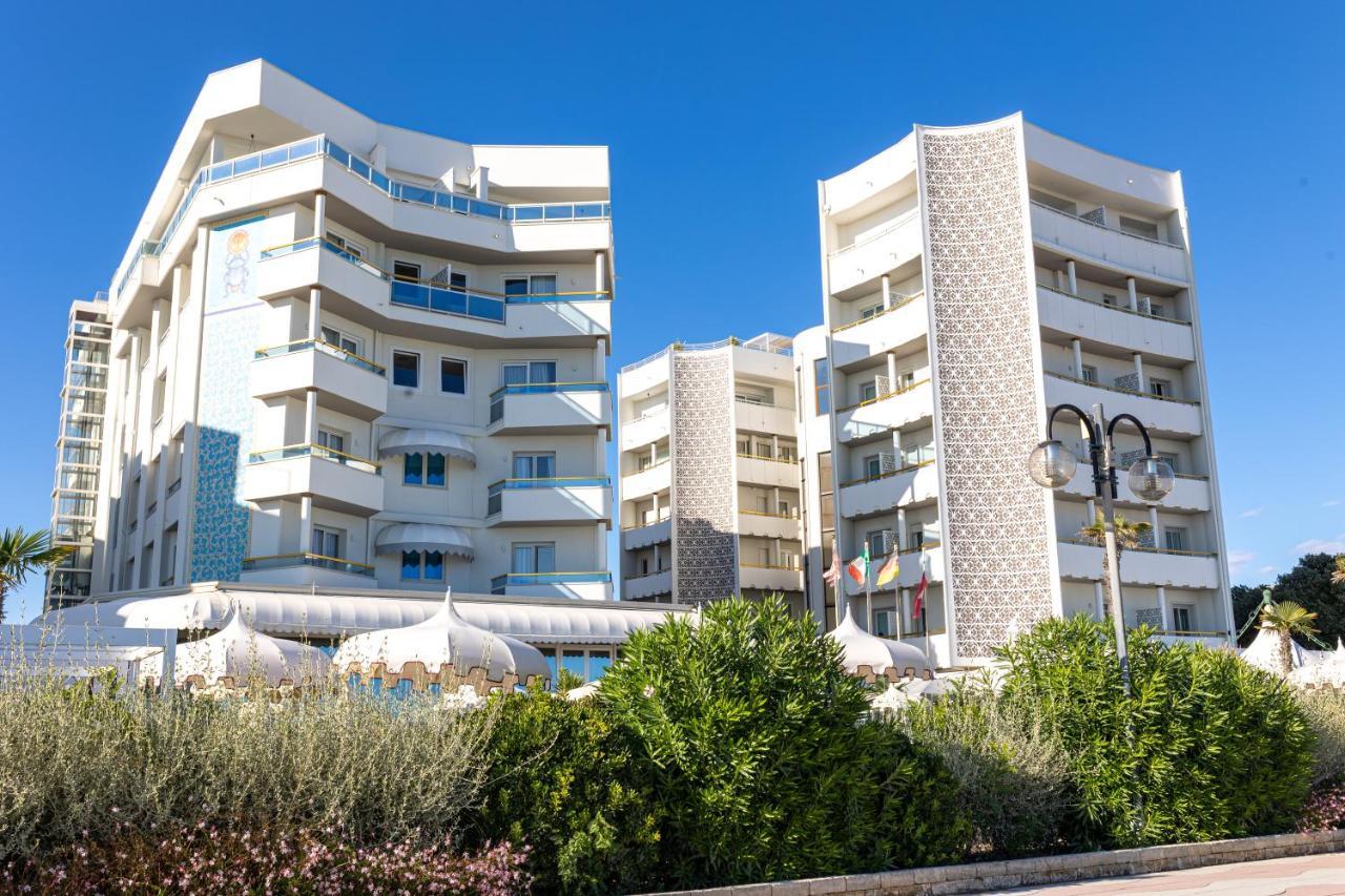 Luxor E Cairo The Beach Resort Lido di Jesolo Esterno foto