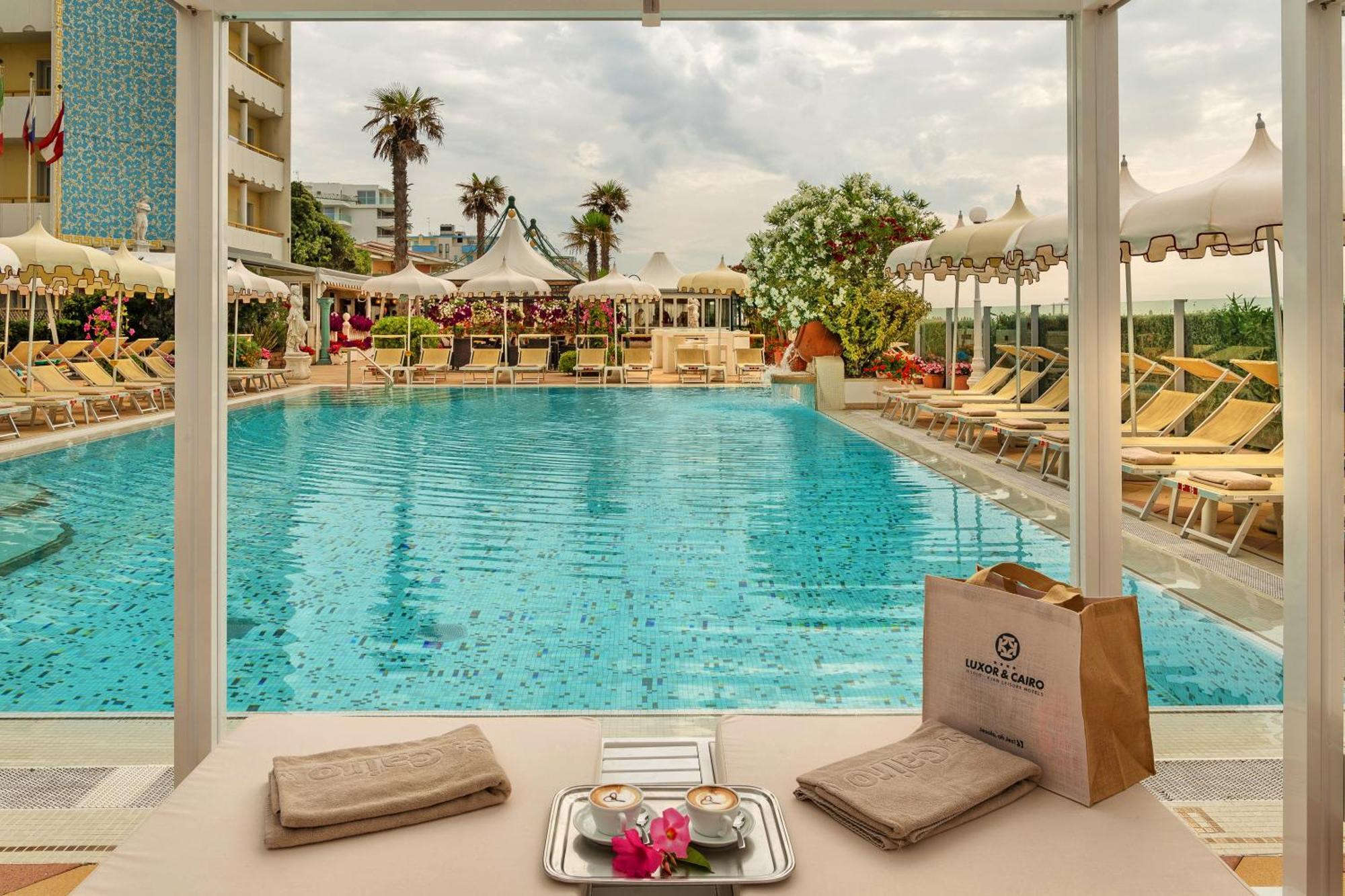 Luxor E Cairo The Beach Resort Lido di Jesolo Esterno foto