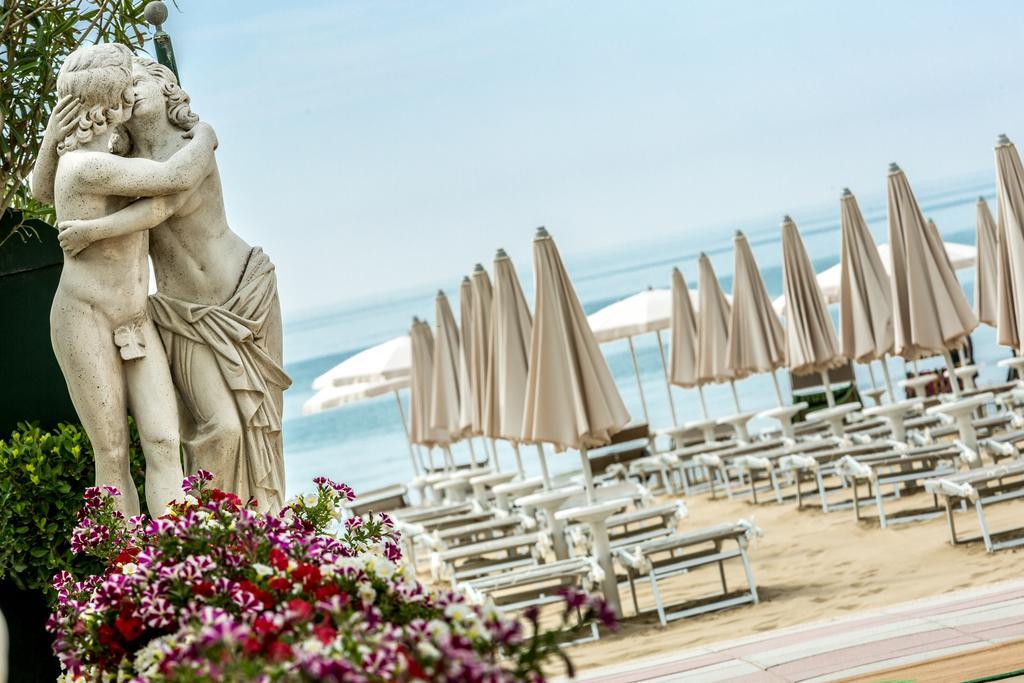 Luxor E Cairo The Beach Resort Lido di Jesolo Esterno foto