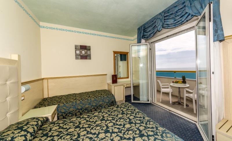 Luxor E Cairo The Beach Resort Lido di Jesolo Esterno foto