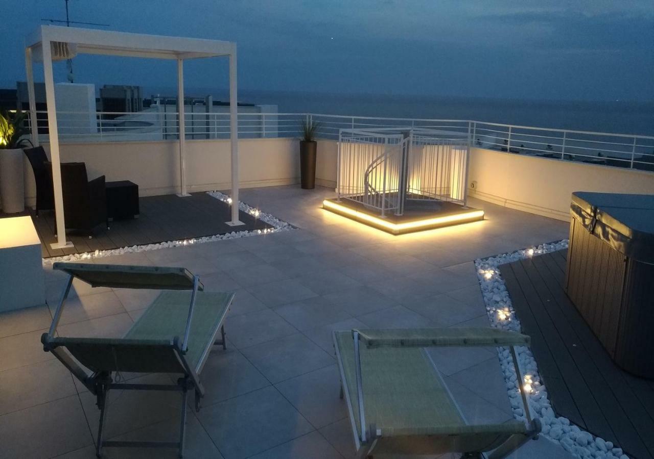 Luxor E Cairo The Beach Resort Lido di Jesolo Esterno foto